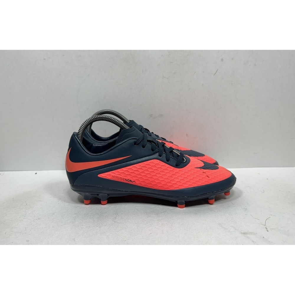 Nike Hypervenom Phelon FG Women's Size 8.5 Atomic Red Soccer Cleats 599077-446